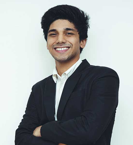 टीम सदस्य 4